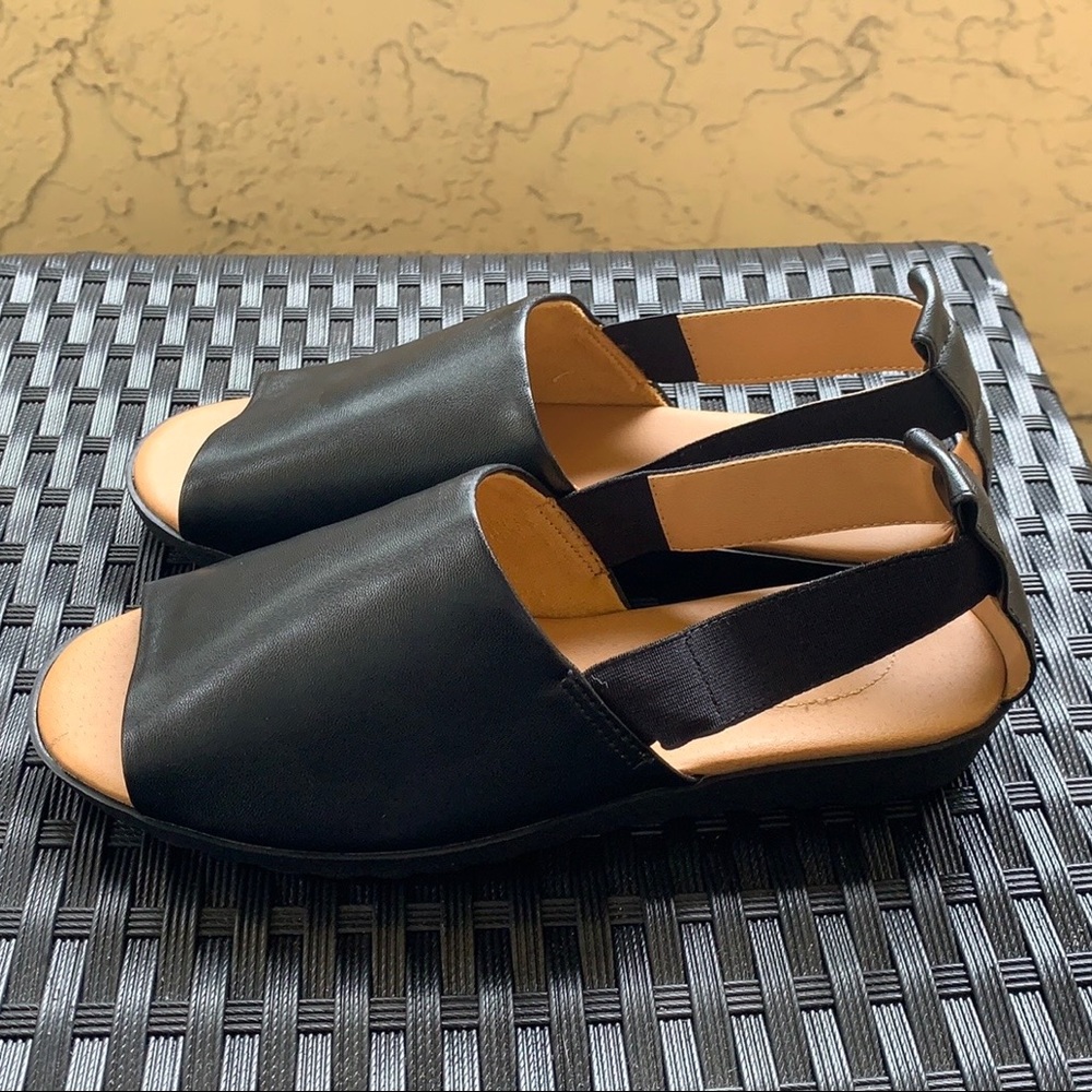 Comfort View Oriana sandals Size 7 1/2 Wide